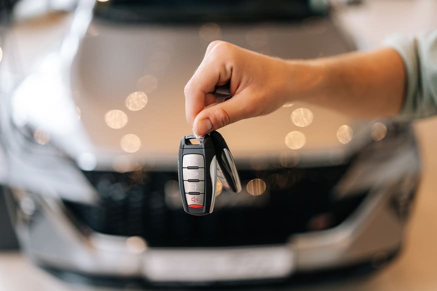 EYAS AUTO SALES — Equipo