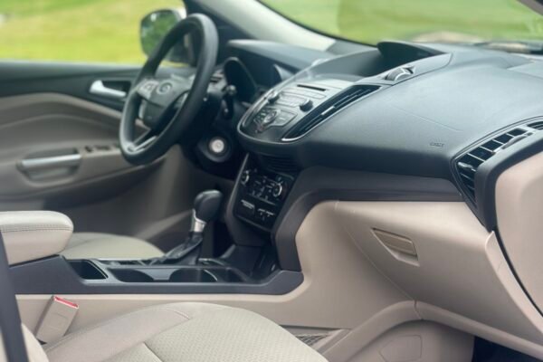 2017 Ford ESCAPE - Foto 7