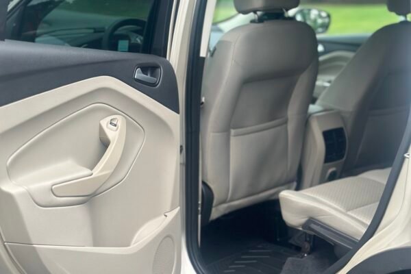 2017 Ford ESCAPE - Foto 11