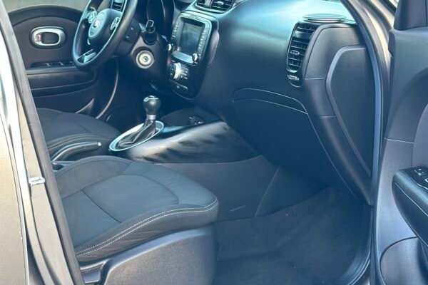 2018 Kia SOUL - Foto 7