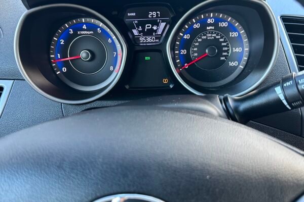 2014 Hyundai ELANTRA - Foto 10