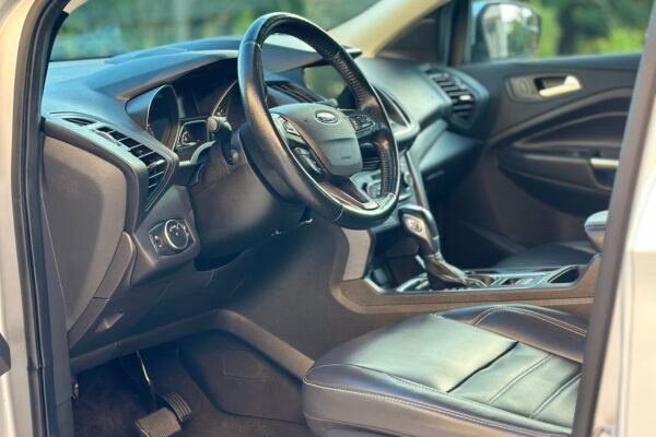 2019 Ford ESCAPE - Foto 5
